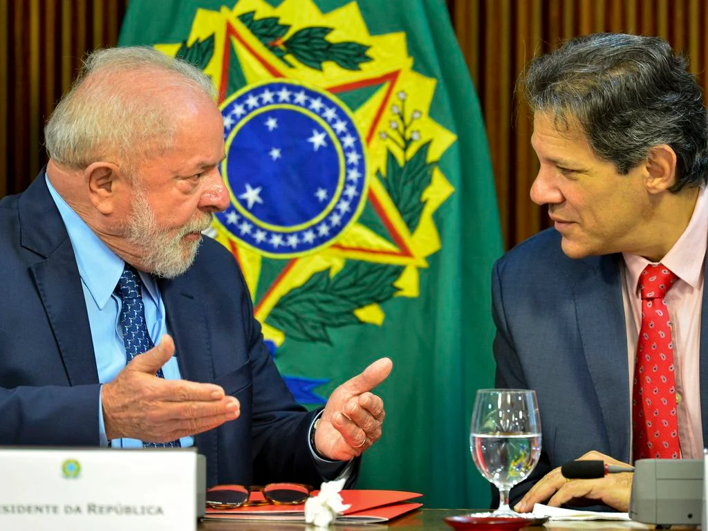 GOVERNO DEVE DIVULGAR PACOTE FISCAL DE CONTENÇÃO DE GASTOS AINDA ESTA SEMANA
