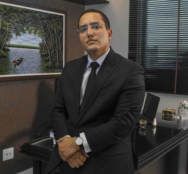 CRIMINALISTA QUESTIONA PROJETO DA ALEPA QUE EXIGE PAGAMENTO DE MONITORAMENTO ELETRÔNICO POR PRESOS