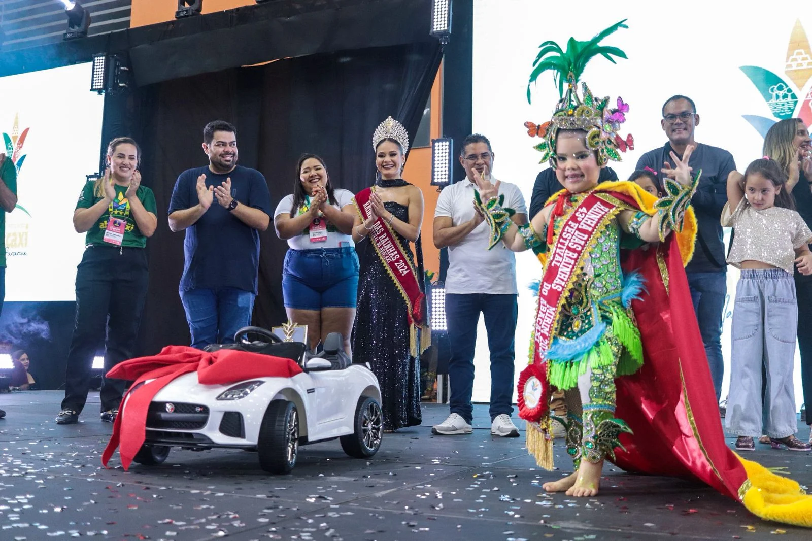 THAYS EMANUELLY É A RAINHA MIRIM E MARIA PIETRA A RAINHA TEEN DO FESTIVAL DO ABACAXI 2025
