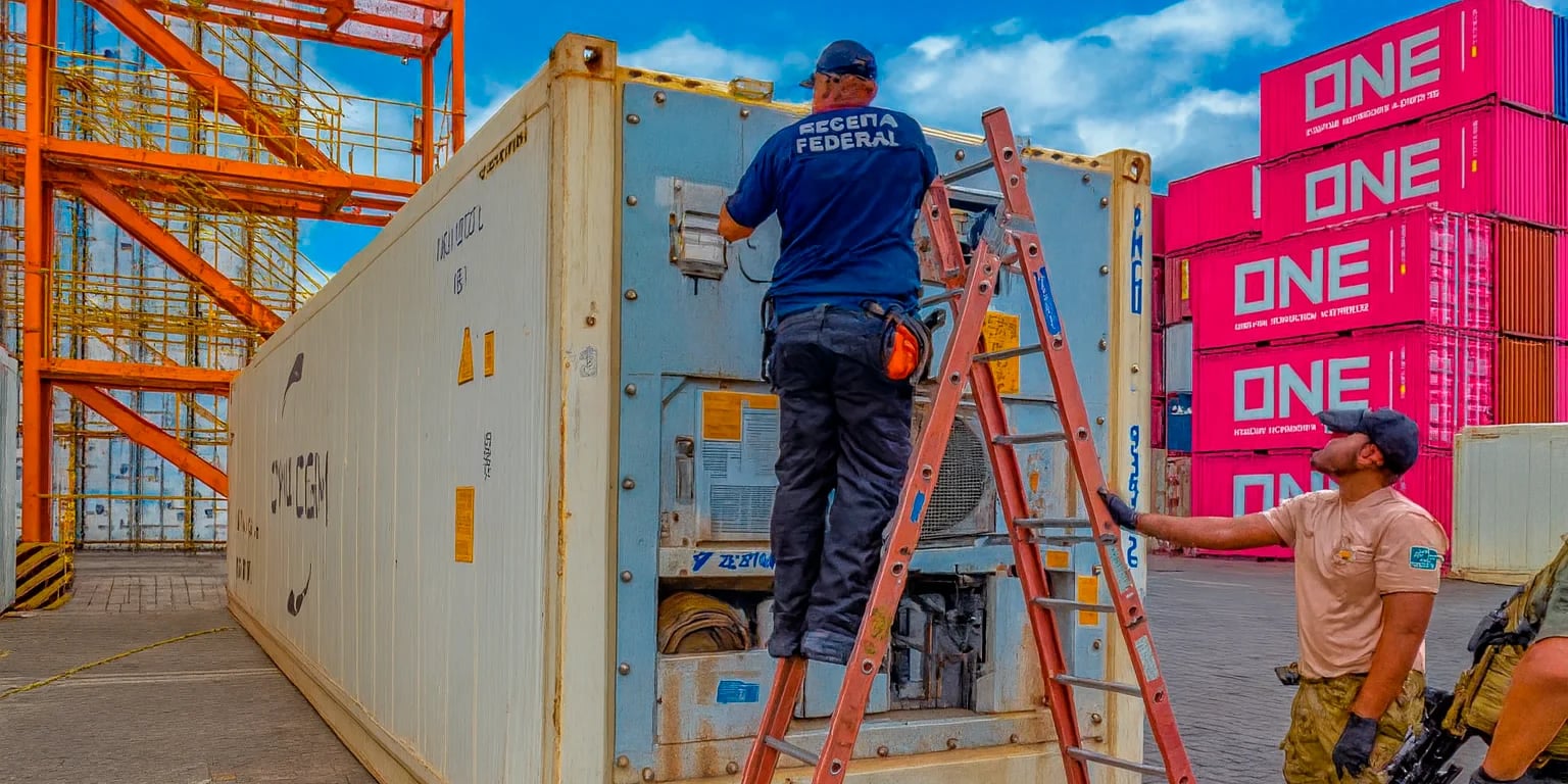 PF ENCONTRA 30 KG DE COCAÍNA EM CARGA DE AÇAÍ PARA A AUSTRÁLIA NO PORTO DE VILA DO CONDE