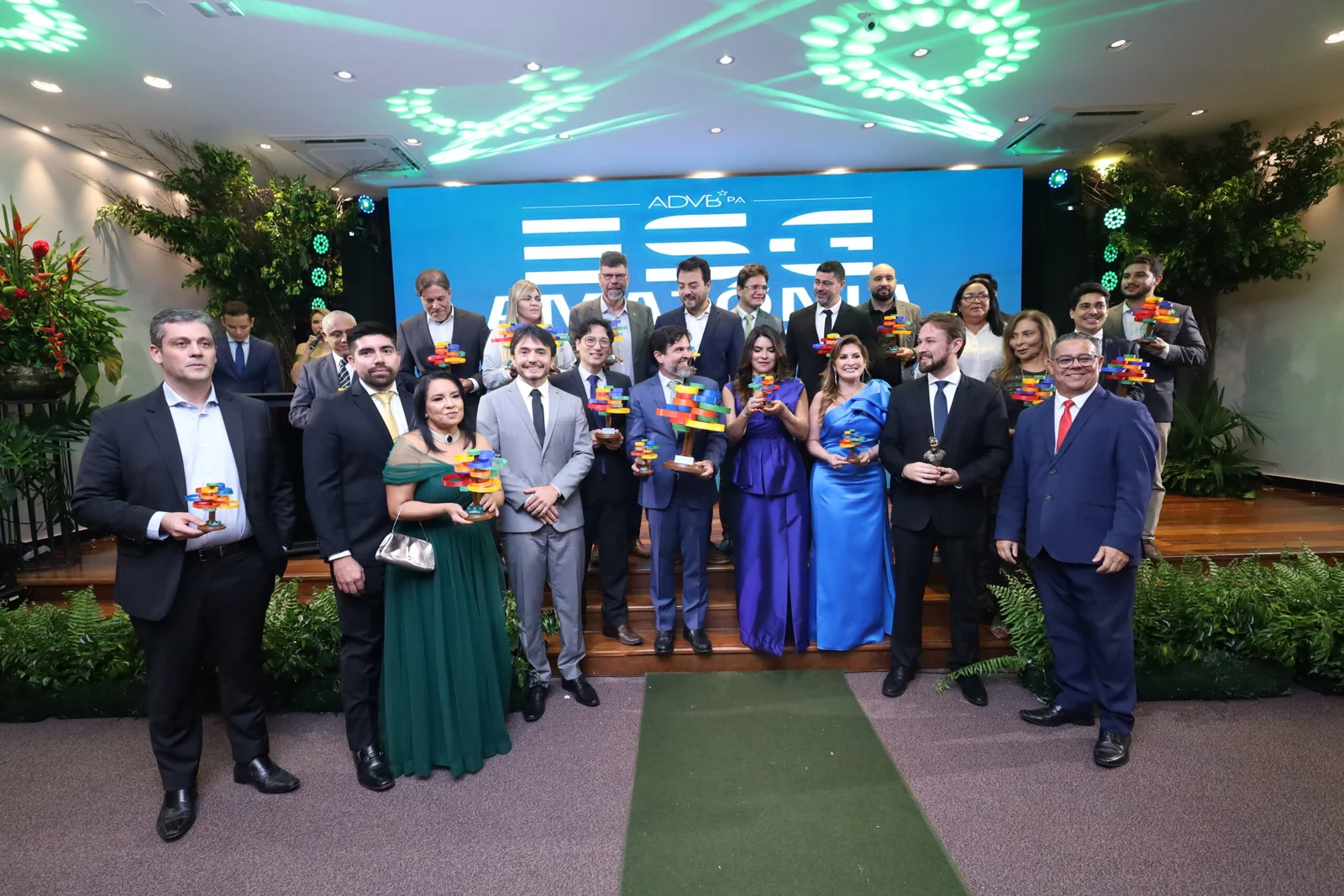 NEW FORTRESS ENERGY É PREMIADA NO ESG AMAZÔNIA POR PROJETO DE OSTREICULTURA EM CURUÇÁ