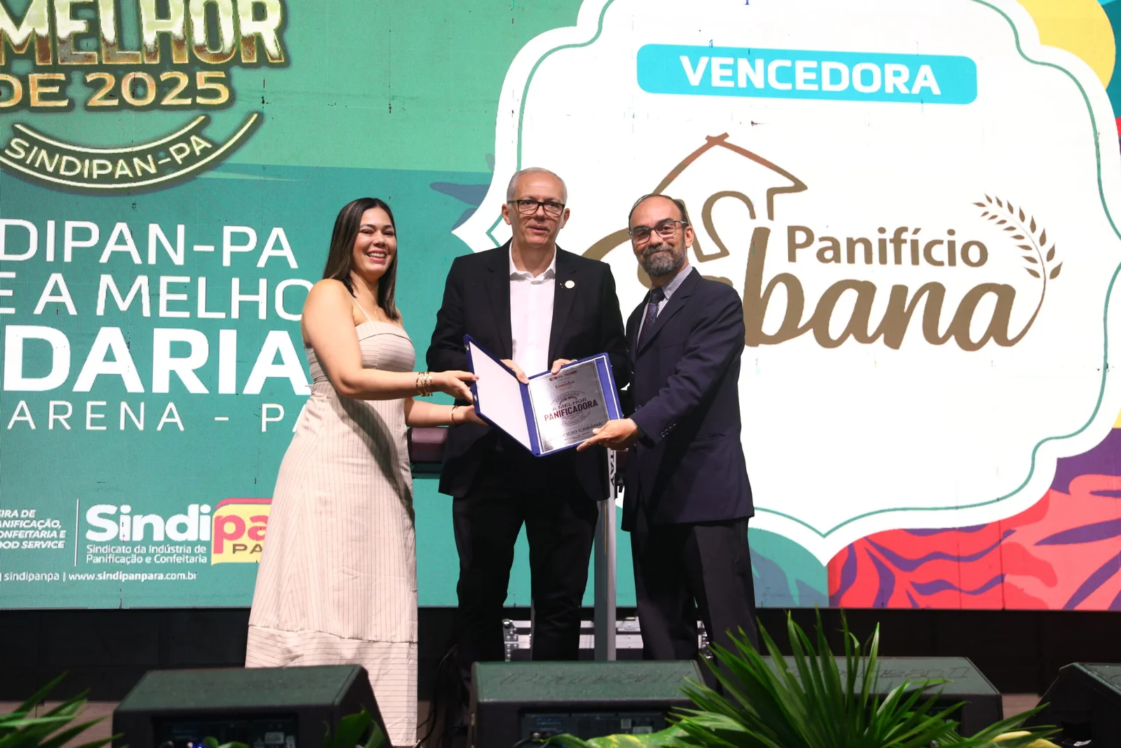 PANIFÍCIO CABANA RECEBE PRÊMIO DE MELHOR PADARIA DO INTERIOR DO PARÁ