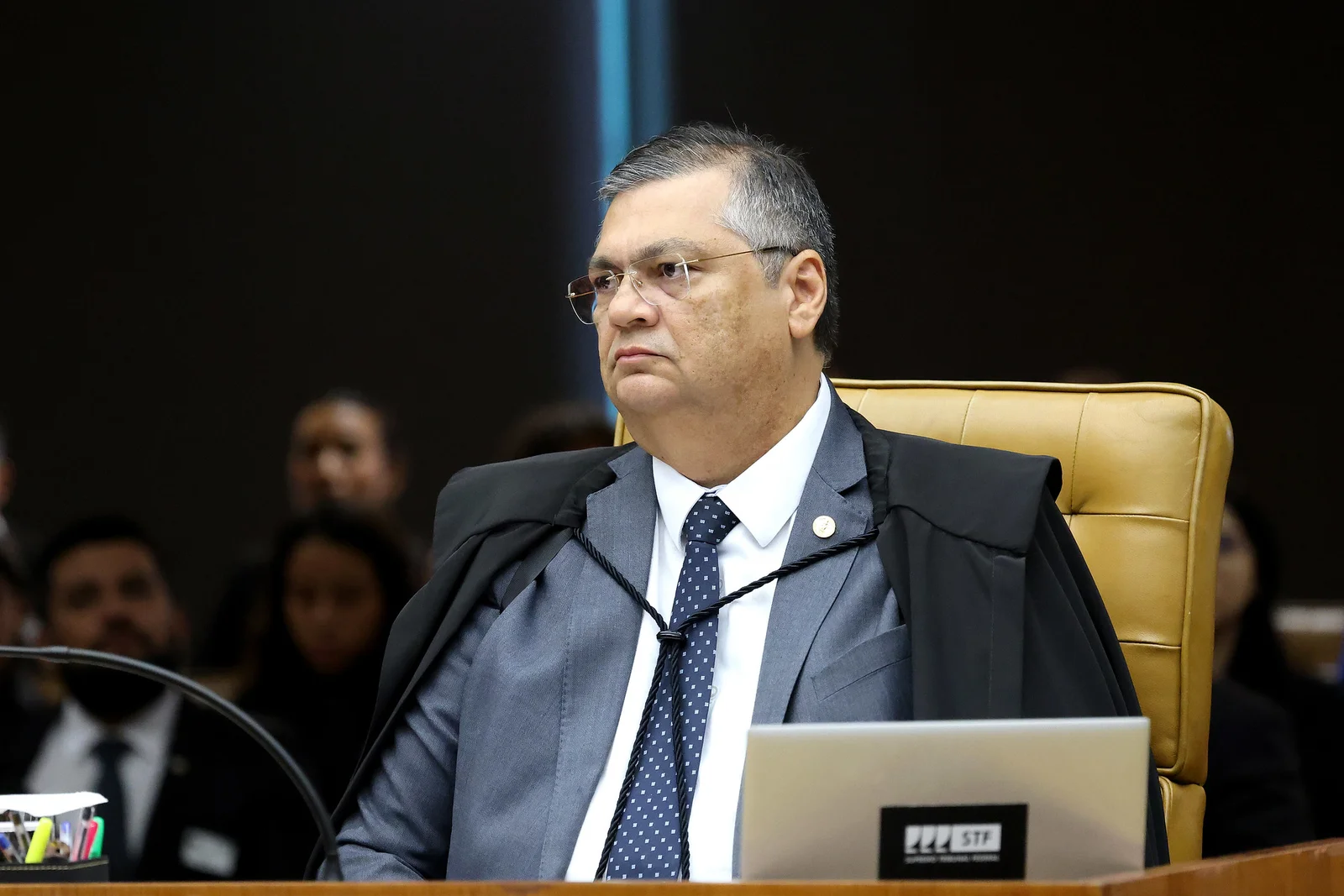 FIM DA APOSENTADORIA COMPULSÓRIA COMO PUNIÇÃO: STF DETERMINA PERDA DE CARGO PARA JUÍZES EM CASOS GRAVES