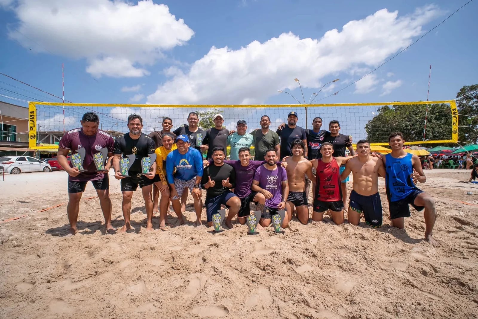 PRAIA DO CARIPI UNE ESPORTE E SEGURANÇA EM DOMINGO DE DECISÕES E GRANDE MOVIMENTAÇÃO