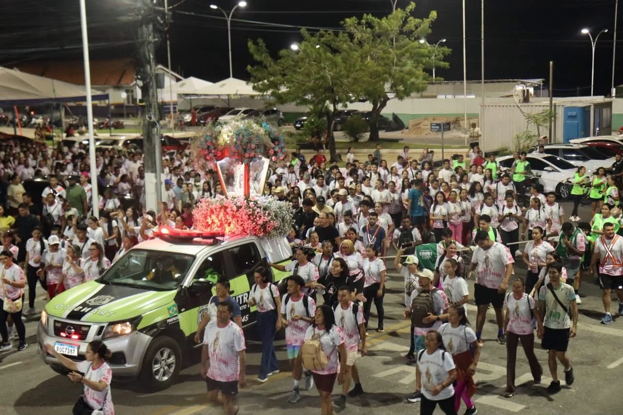 MAIS DE 1.800 PEREGRINOS PARTICIPAM DA 10ª EDIÇÃO DO CAMINHANDO COM MARIA