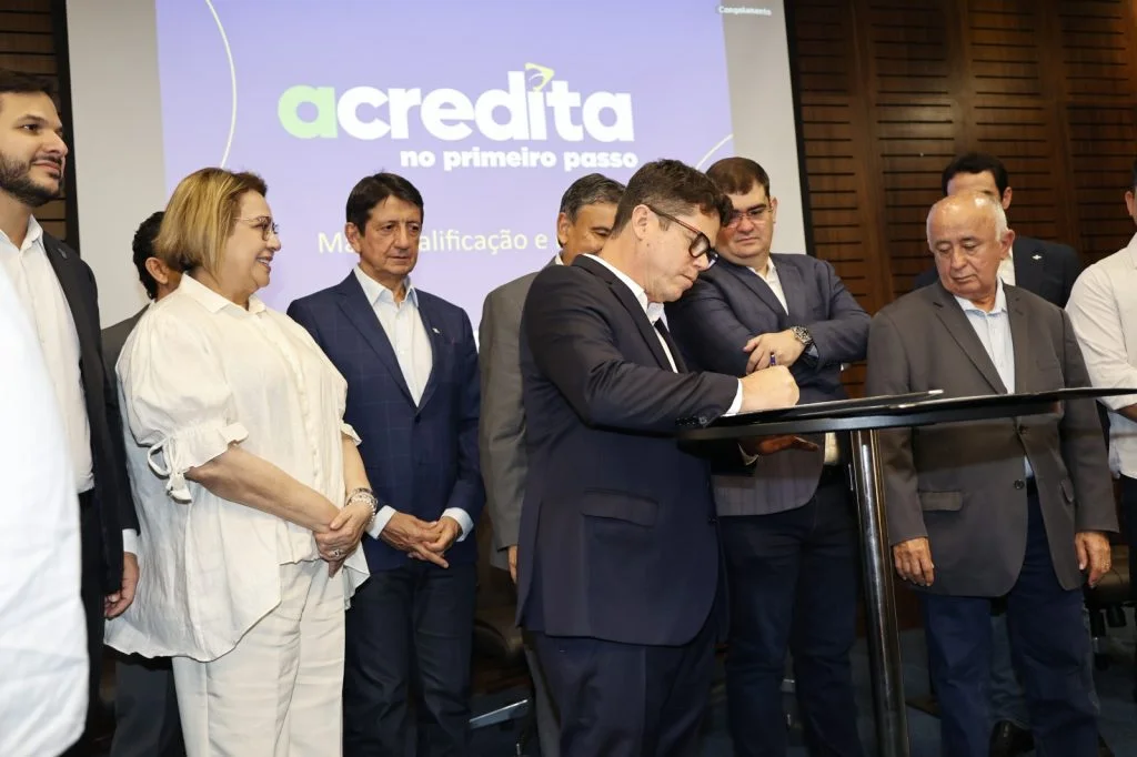 AEGEA ADERE A PROGRAMA FEDERAL E VAI DESTINAR VAGAS A INSCRITOS NO CADÚNICO EM BARCARENA