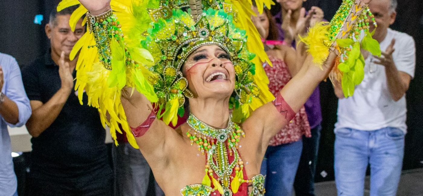 Coroada no maior festival do Baixo Tocantins