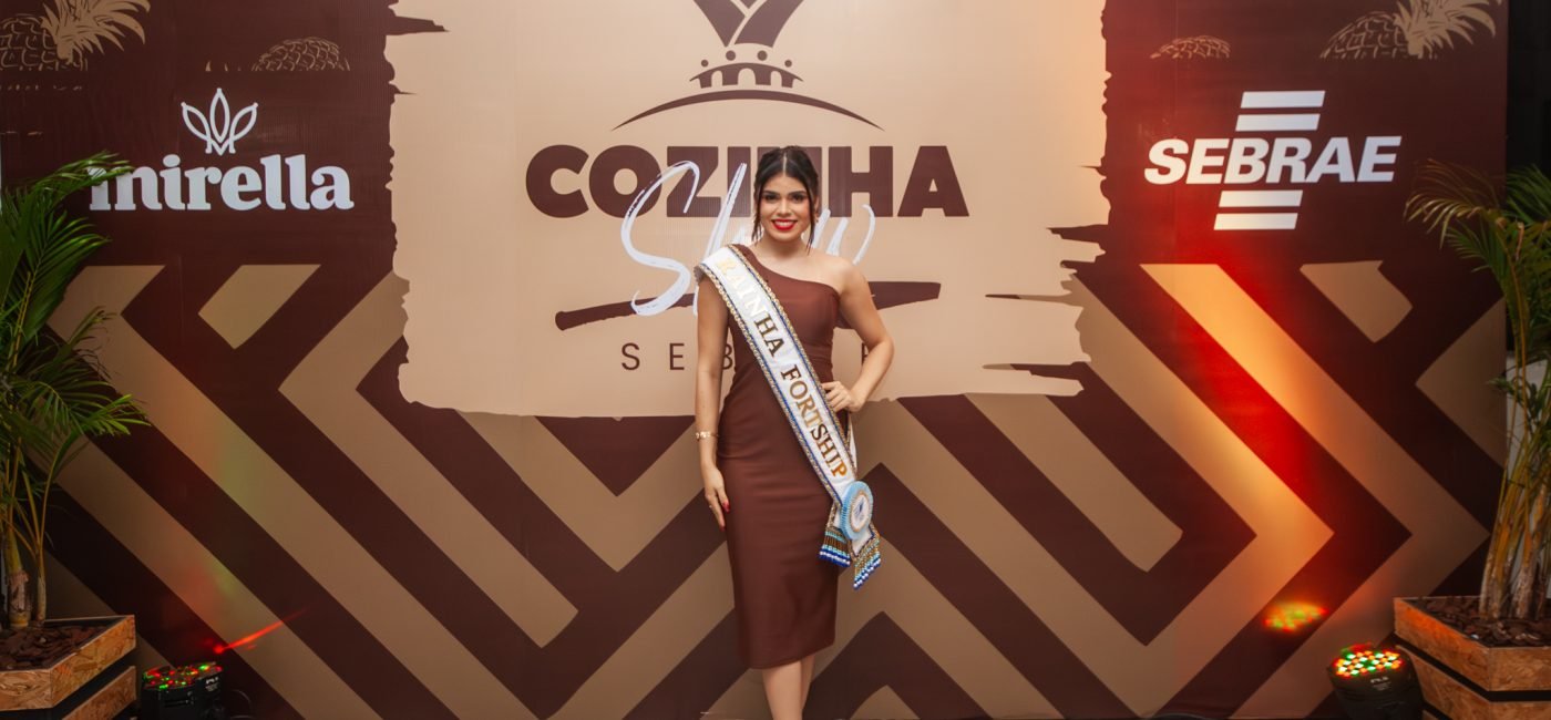 Kevylyn Furtado Moreira — BF Fortship Abre a noite com elegância e presença de palco. Figurino assinado por Evandro Cravo e coreografia de Alyne Moura.